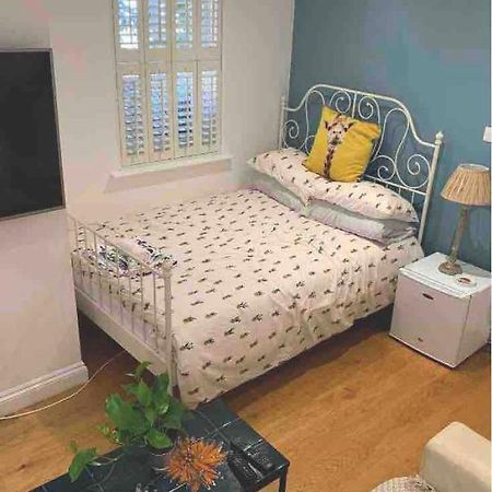 Mock Georgian, Modern Hackney Delight Lejlighed London Eksteriør billede